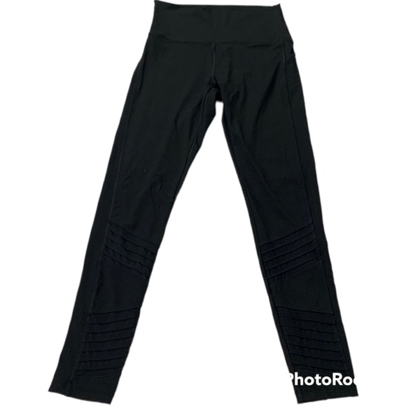 Like New! Victoria’s Secret pink ultimate leggings - Picture 1 of 7